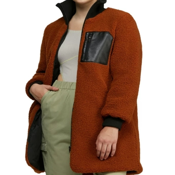 NVLT Jackets & Blazers - NWOT NVLT Cognac Berber Long Sherpa Coat Sz Large